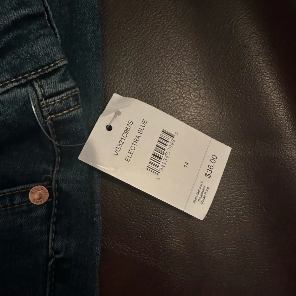 Studio V by Vigoss skinny jeans